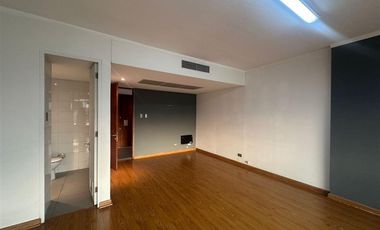 Oficina en Arriendo en Av. La Dehesa 1200
