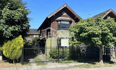 Casa en Arriendo en Arboleda del Portal