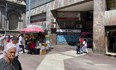 Local Comercial en Arriendo en Puente 500, UBICACION ESTRATEGICA, SALIDA DE METRO PLAZA DE ARMAS