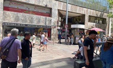Local Comercial en Arriendo en Puente 500, UBICACION ESTRATEGICA, SALIDA DE METRO PLAZA DE ARMAS