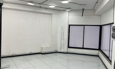 Local Comercial en Arriendo en Puente 500, UBICACION ESTRATEGICA, SALIDA DE METRO PLAZA DE ARMAS