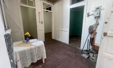 Casa en Venta en Se Vende Casa Antigua, Fray Camilo Henríquez 654, Santiago