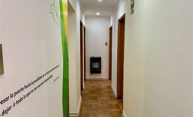 Oficina en Arriendo en Canada/ Hospital Salvador