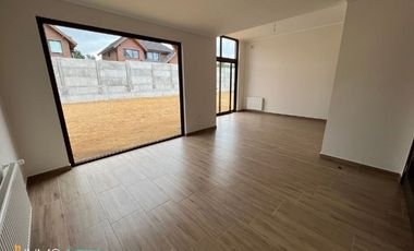 Casa en Arriendo en Condominio Vista Golf