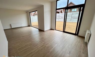 Casa en Arriendo en Condominio Vista Golf