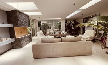 Casa en Arriendo en La Higuera / Camino Central