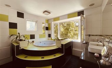 Casa en Arriendo en La Higuera / Camino Central