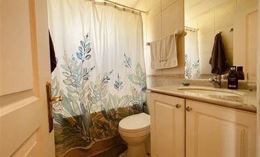 Casa en Arriendo en La Higuera / Camino Central