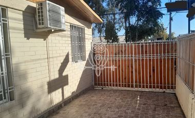 Casa en Venta en Joaquin Edwards Bello esquina Pasaje Chacao