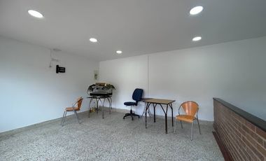 ARRIENDO de LOCALES en LA CALERA