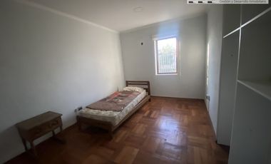 Casa comercial en sector norte.