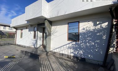 Casa comercial en sector norte.