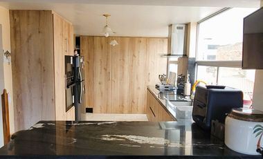 VENTA CASA RENTERA REMODELADA 375 m², 2 departamentos, 2 suites, Ciudadela Kennedy. XG_Aqt