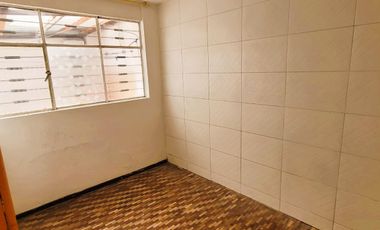 VENTA CASA RENTERA REMODELADA 375 m², 2 departamentos, 2 suites, Ciudadela Kennedy. XG_Aqt