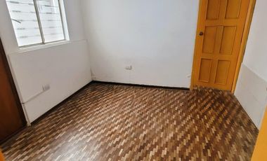 VENTA CASA RENTERA REMODELADA 375 m², 2 departamentos, 2 suites, Ciudadela Kennedy. XG_Aqt