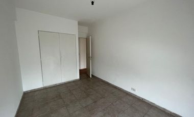 Departamento de tres ambientes en Alquiler en Avellaneda