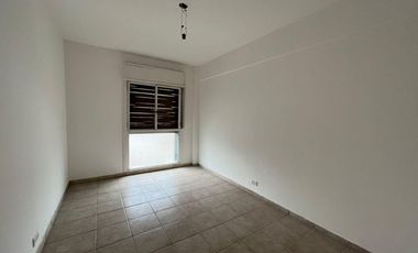 Departamento de tres ambientes en Alquiler en Avellaneda