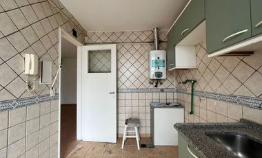 Departamento de tres ambientes en Alquiler en Avellaneda