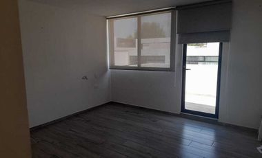 Casa en renta Puebla Lomas de Angelópolis  Parque Querètaro recámara abajo