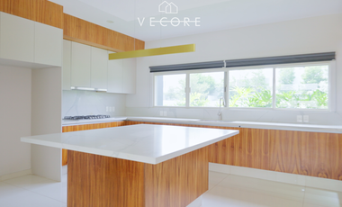 RESIDENCIA EN RENTA EN PUERTA LAS LOMAS, ZAPOPAN
