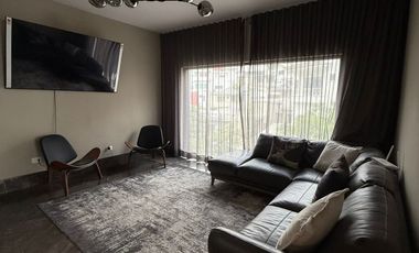 HERMOSA CASA DE LUJO EN RENTA/VALLE/$150,000