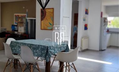 Casa Amplia y Moderna - Barrio Piedras Blancas -  Ciudad de General Fernandez Oro