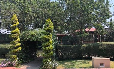 RESIDENCIA EN VENTA!! SOLO A  10 MIN DE SANTA FE