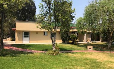 PRECIOSA RESIDENCIA EN VENTA!! SOLO A  10 MIN DE SANTA FE