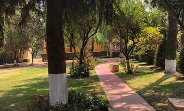 RESIDENCIA EN VENTA!! SOLO A  10 MIN DE SANTA FE
