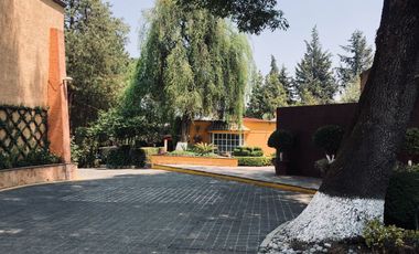 RESIDENCIA EN VENTA!! SOLO A  10 MIN DE SANTA FE