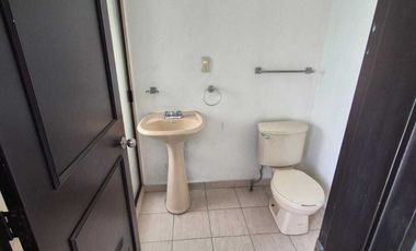 1 OFICINA EN RENTA A 5 MIN DE GALERIAS ATIZAPÁN