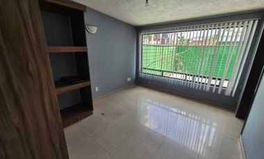 1 OFICINA EN RENTA A 5 MIN DE GALERIAS ATIZAPÁN