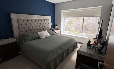 ¡Gran oportunidad! Casa en venta en Bosque Esmeralda!