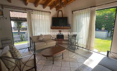 CASA EN RENTA AMUEBLADA  EN LAS VILLITAS TEQUISQUIAPAN evelyn