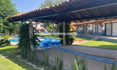 CASA EN RENTA AMUEBLADA  EN LAS VILLITAS TEQUISQUIAPAN evelyn