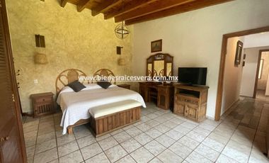 CASA EN RENTA AMUEBLADA  EN LAS VILLITAS TEQUISQUIAPAN evelyn