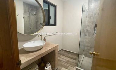 CASA EN RENTA AMUEBLADA  EN LAS VILLITAS TEQUISQUIAPAN evelyn