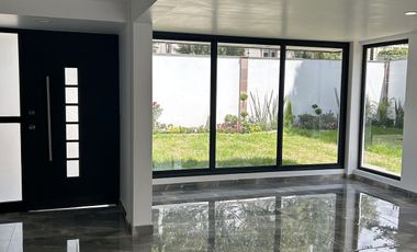 Casa en Renta, Ciudad Satélite, 5 Recamaras