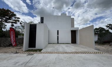 Casa de 1 Recámara con Piscina en Privada de 22 Residencias – Mérida, Yucatán