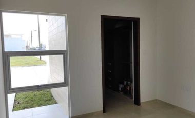 CASA EN RENTA DE UN PISO, FRAC. VISTALTA, GRACIANO SÁNCHEZ, BOCA DEL RÍO