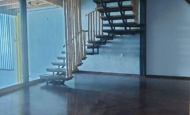 SE RENTA PROPIEDAD A UNOS PASOS DEL BOULEVARD GARCÍA DE LEÓN,