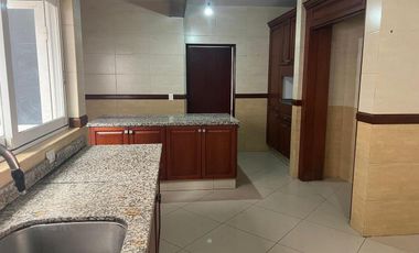 HERMOSA RESIDENCIA EN VENTA JARDINES DEL BOSQUE