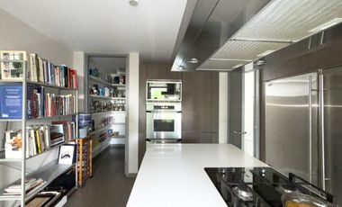 VENTA CASA REMODELADA EN CONDOMINIO (CERRADA) HERRADURA DOBLE SEGURIDAD CON JARDIN