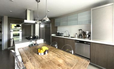 VENTA CASA REMODELADA EN CONDOMINIO (CERRADA) HERRADURA DOBLE SEGURIDAD CON JARDIN