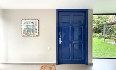 VENTA CASA REMODELADA EN CONDOMINIO (CERRADA) HERRADURA DOBLE SEGURIDAD CON JARDIN