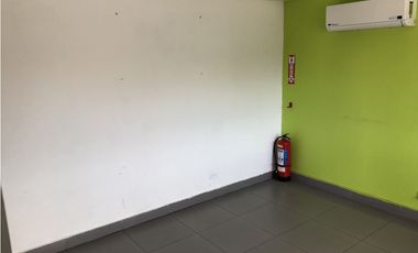 ALQUILO LOCAL AVENIDA LA PAZ VILLA CACERES