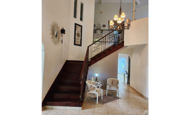 Alquilo Casa Amoblada en Diablo # 2009 cad