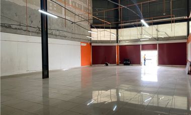 LOCAL /JUAN DIAZ / CRYSTAL PLAZA / 200M / PLANTA BAJA / VACIO