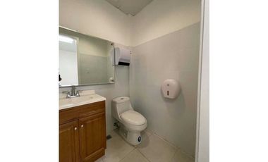 ALQUILER DE OFICINA EN FINANCIAL PARK COSTA DEL ESTE 140m2 JP