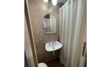 VENTA 2 Amb. C/Dep y Cochera. Balcón saliente. RETASADO